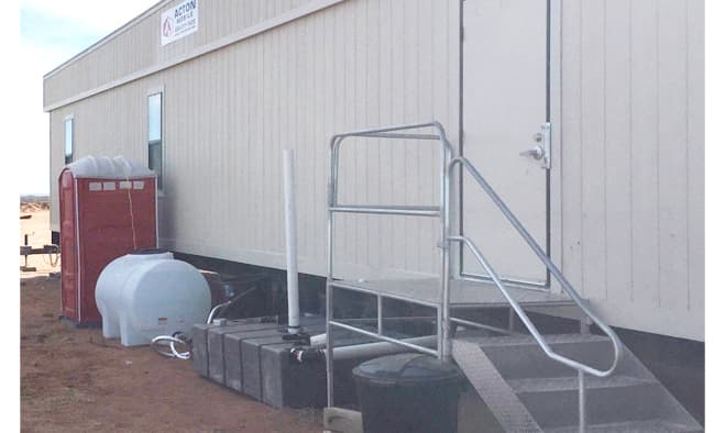525 Gal. Water & Septic System Office Trailers Hook up & Services